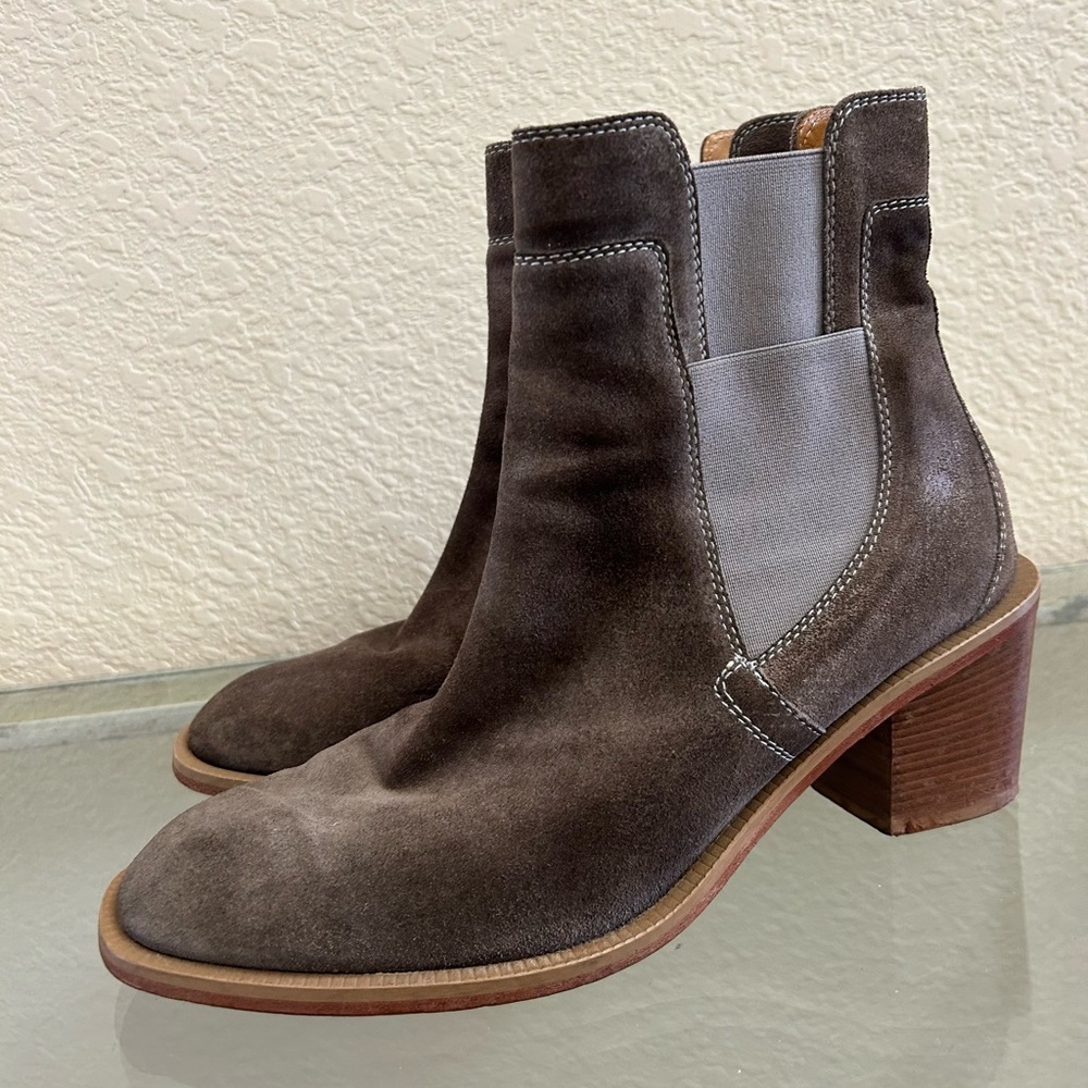 Right Bank Shoe Co. Brown suede heeled boots 10 - Made In Italy